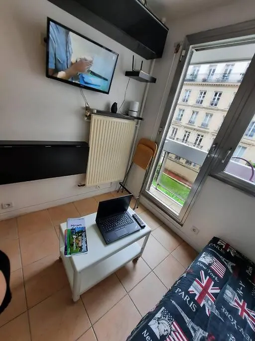 Studio 9M2 Tour Eiffel A Pied ! Apartment Paris